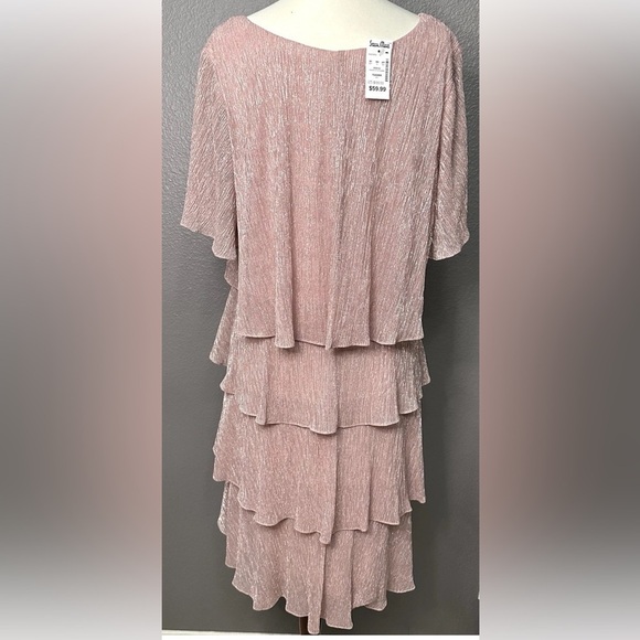 SLNY Women's Dusty Blossom Rose Tiered Sz 16 Short Sleeve Knee Length Dress NWT - Picture 4 of 13